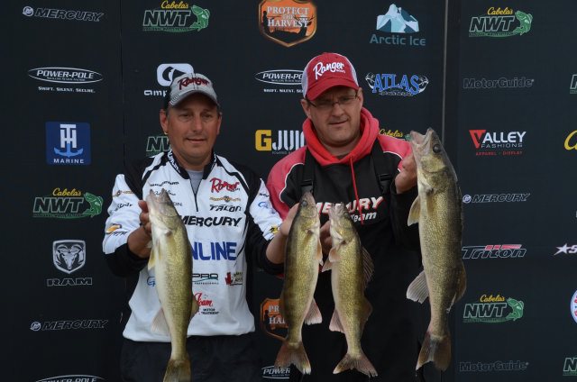 3F44AF76-F54C-481B-8A06-53FC33C46340