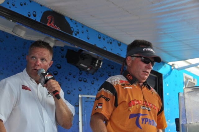 3F4654CC-5B6F-4393-BC0D-B44C75CEE01A