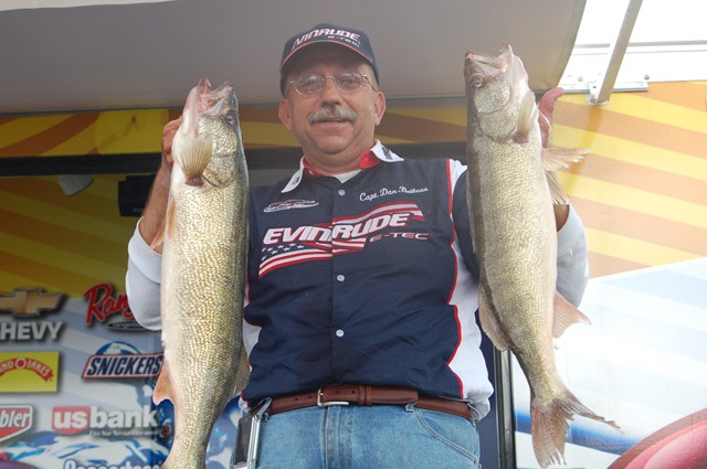 3F46A2BE-263B-4D69-998C-C283FCA68C73