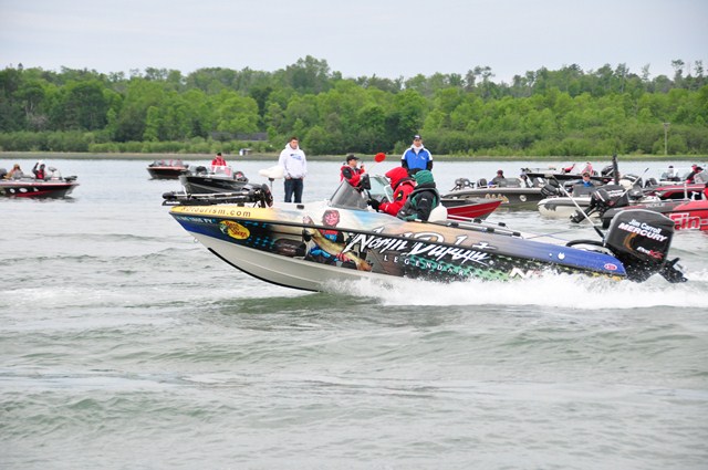 3F4EB0CA-FEC5-49E2-85E8-7E1AD79EF4D3