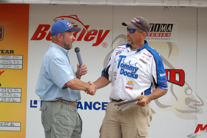 3FB4E7E7-BC36-43C9-B3F6-D45AD015770B