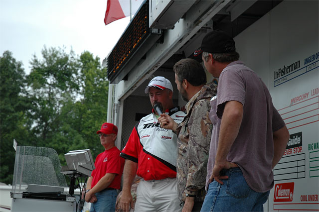 3FD9736E-C461-46C7-A6A8-0090DDBDD312