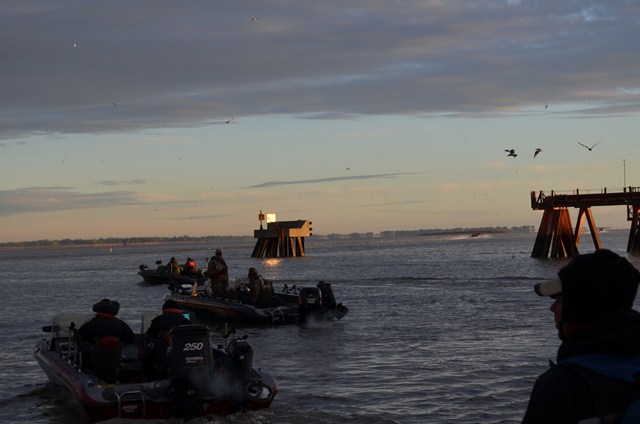 3FF3E9A3-5035-422A-938F-ADB3B7E08006