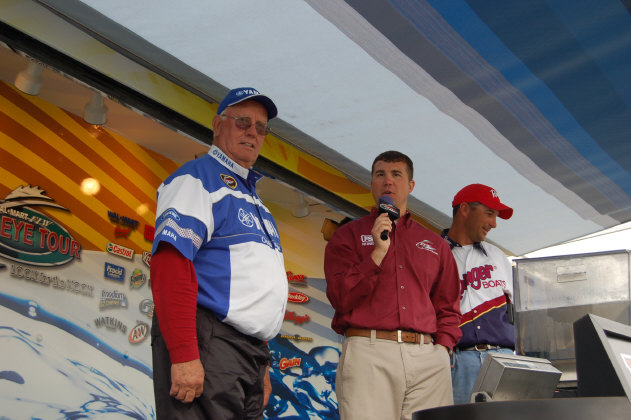 0F1B51A7-2DA5-4E18-85C4-D3B8263EF55B