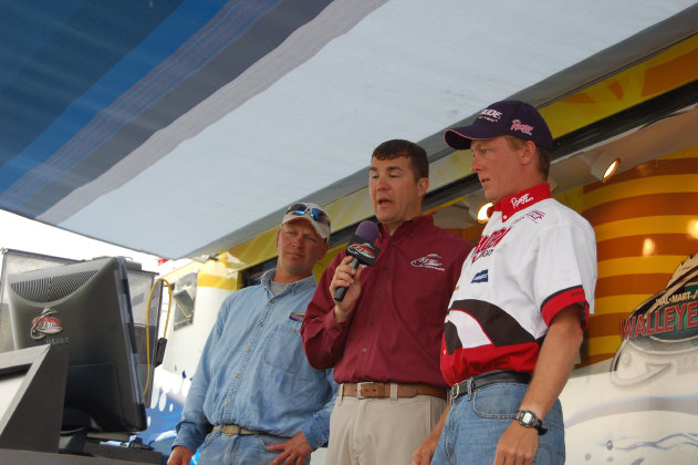 5CF10950-E8ED-4F77-9C42-F23CB6880BA8