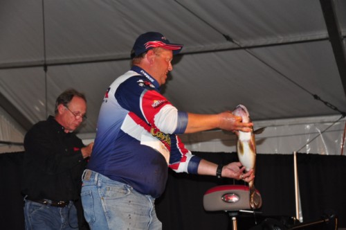 4006E666-038F-424A-A1A6-60BD9C93D288