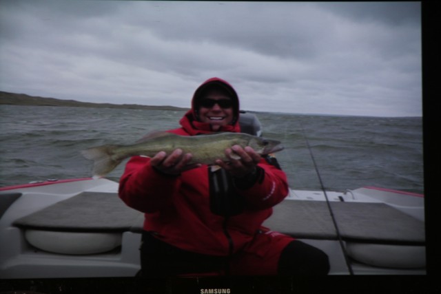 4008BB27-5CA6-4385-BEC2-309F19265C2C