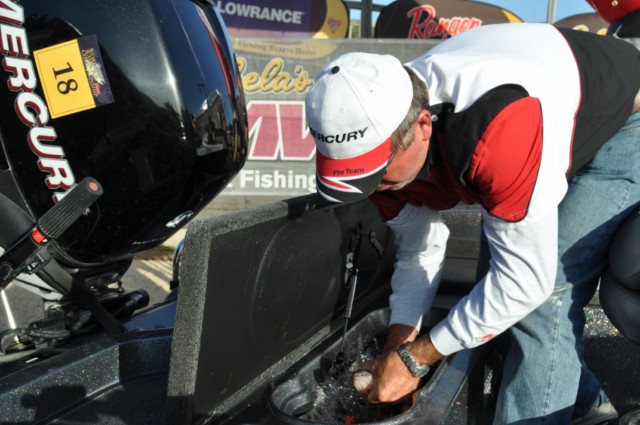 401E6606-5F66-451B-875B-557761F468CE