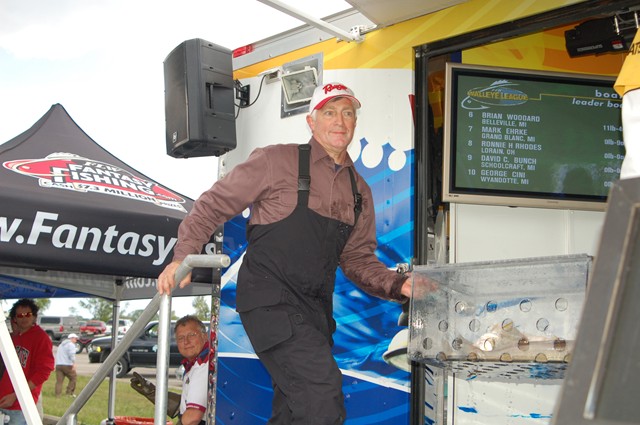 4034BC01-41C1-4BE3-A360-5105FA171A4E