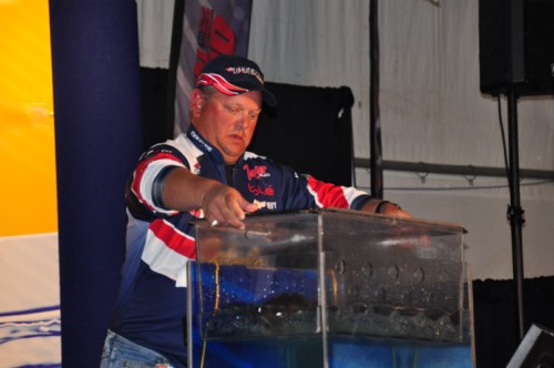 4035720F-7D10-42CE-B39F-562CD40E71CE