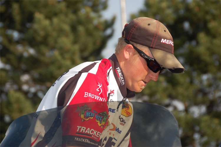 403EADD6-35CB-4266-9A9F-E2186138CDF8