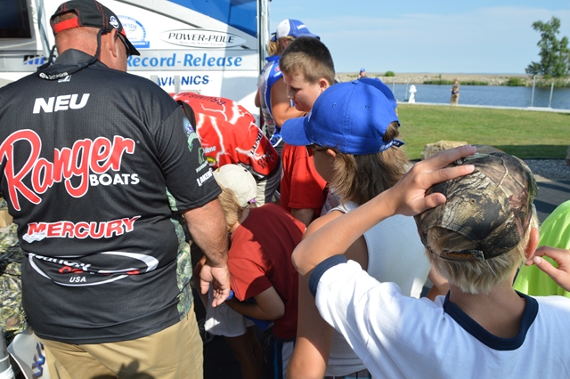 4058C172-2C7F-4FD7-B7CD-659461EF3A34