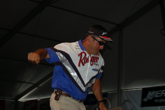 406FEA44-20E3-4AB7-B0DF-E5DE67B4250F