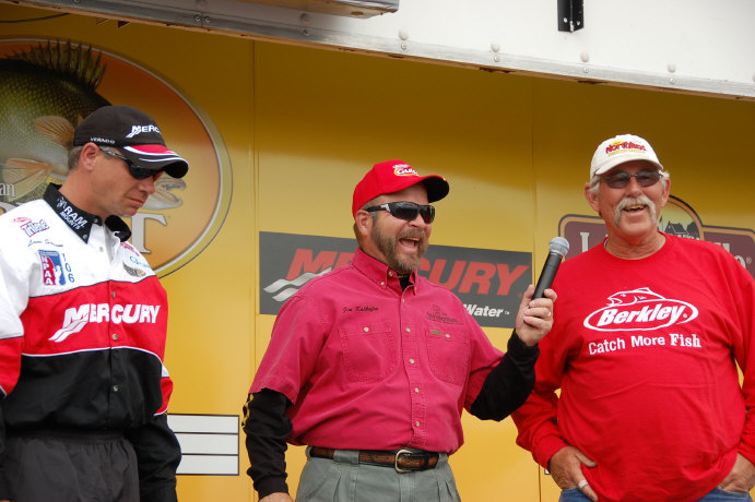 408F212F-CC6E-4E37-B6F2-F94DA0499138