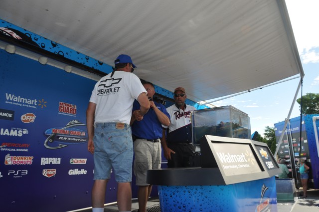 40F577E1-9BA7-4DA1-8BDA-A7ECF8D8A6AC