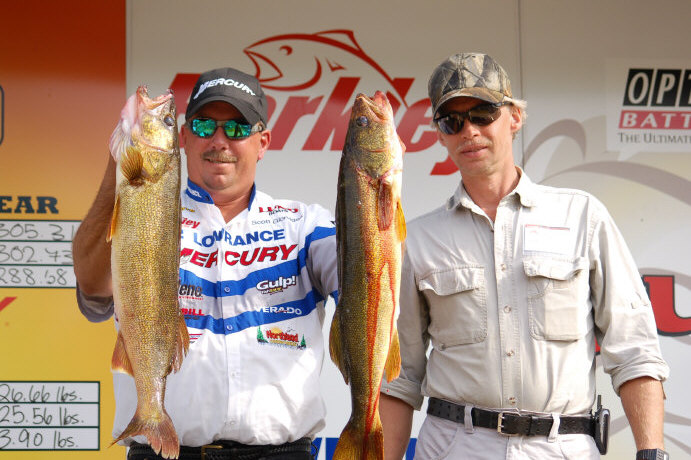 40F7E1A7-74B1-44A9-91AF-27959784786B