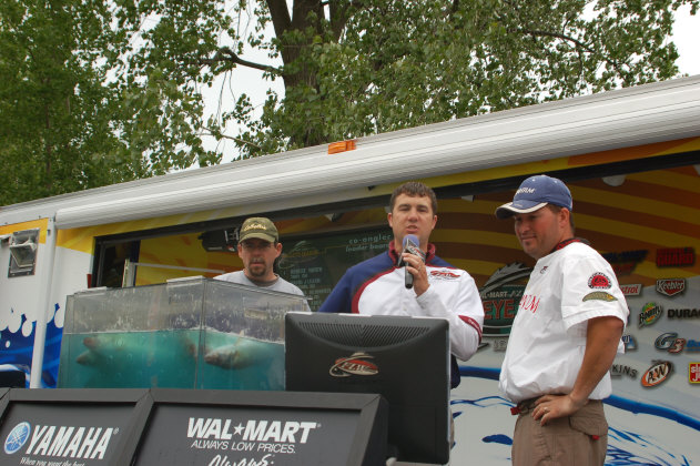 410ABB36-4323-4504-806A-A001221A3D5A