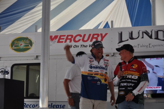 41413FB2-226D-4197-8F2B-BC9C24E06251