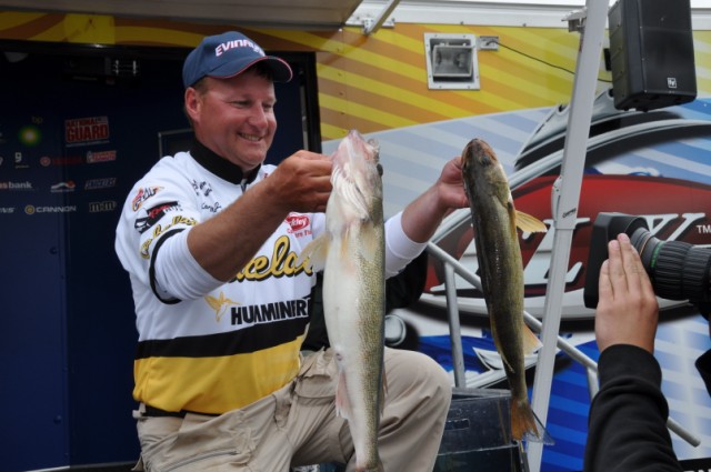 416761AF-0711-46D6-AA39-F8ED38480FD7