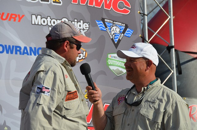 4168BA71-2357-41B7-BA3E-04C679B13BC5