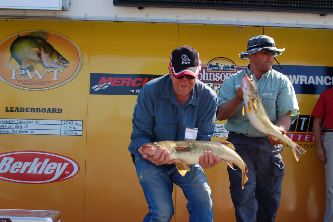 41823BE7-F129-4AD4-92E1-ED9B32D2DFE1