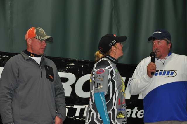 41CDFFCC-F6DC-4B98-8BDE-C63D4DC8AEA7