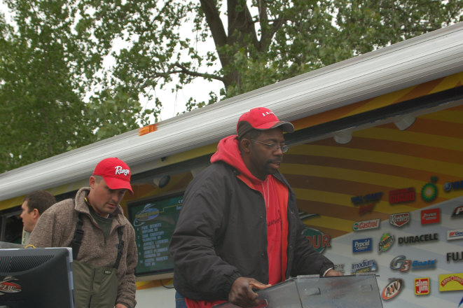 41DF1480-2E61-4D7A-9363-F914A001BF49