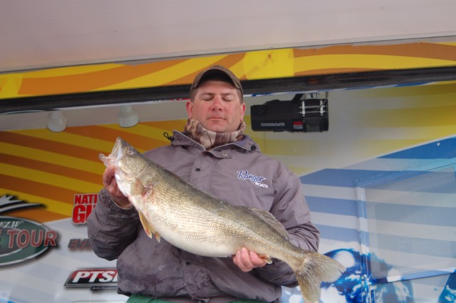 4230EA2F-F62A-4C18-9D3A-E84EBEF98BEA