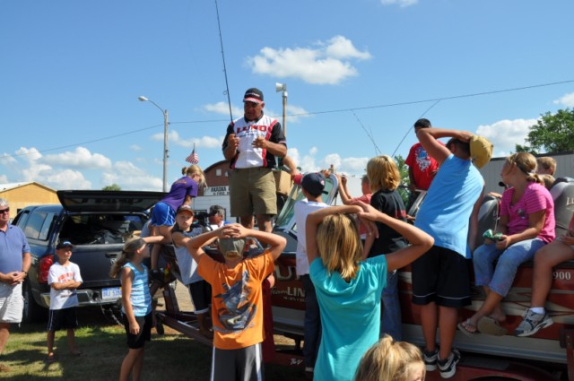 427661A9-709D-41B6-A08F-00DDCCD24B97