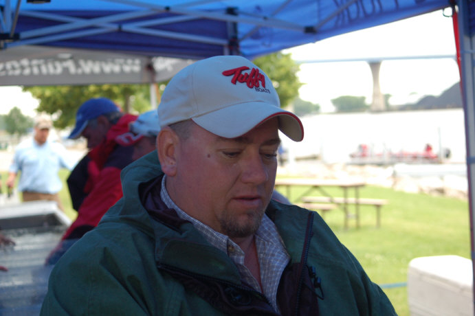 428E58C9-4B37-49CB-B282-81633243F546