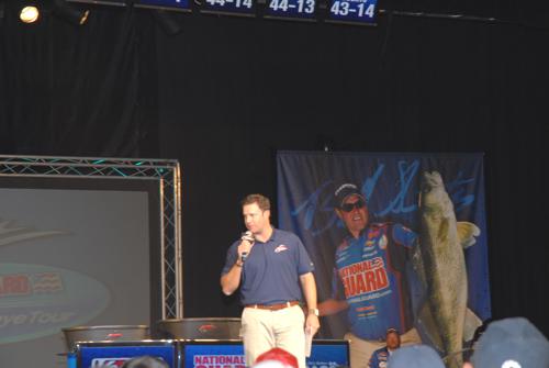 42D6CA67-FF9B-4C69-85B8-A312C261644D