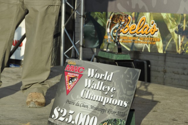 42F9B17C-2526-42F7-AE25-ABBF6951D32F