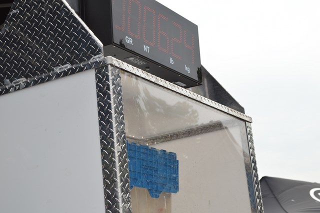 436BAE4D-1C21-4F69-AD9C-45F75C053044