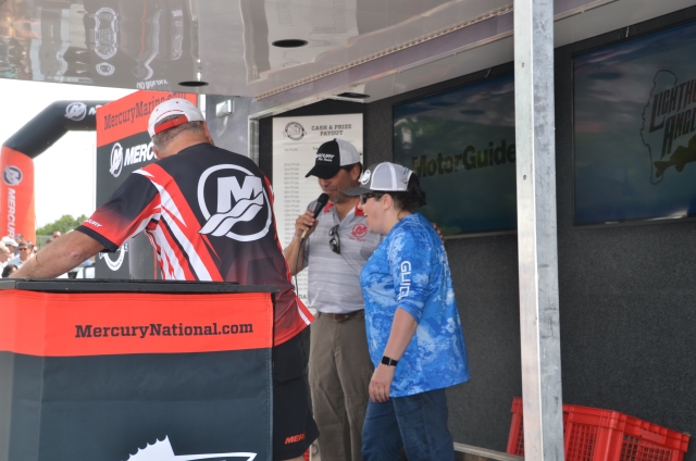 437757D6-715A-4FA9-8488-CF8AA38A7099