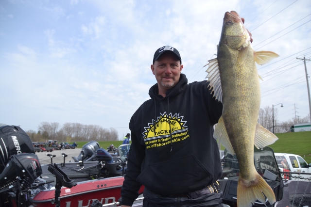 43839451-109A-49E3-A8EE-C0493329CAF7