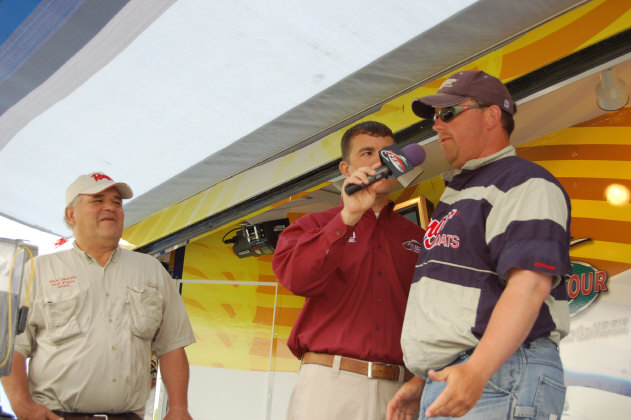 43B332D6-07AB-4300-9B6D-F7D28338822C