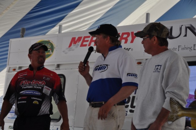 43CF6A09-E48E-4B77-B075-F4A683B1763B