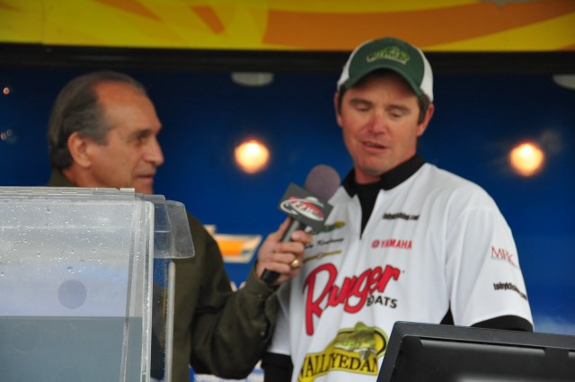 43EA9AD6-B4AA-4C72-BF95-488A425DAAE9