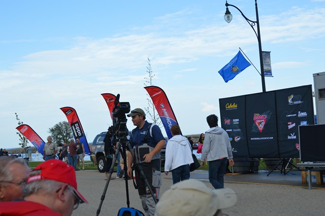 43ED5BD5-D1D1-44A2-AE24-47F2C180C364