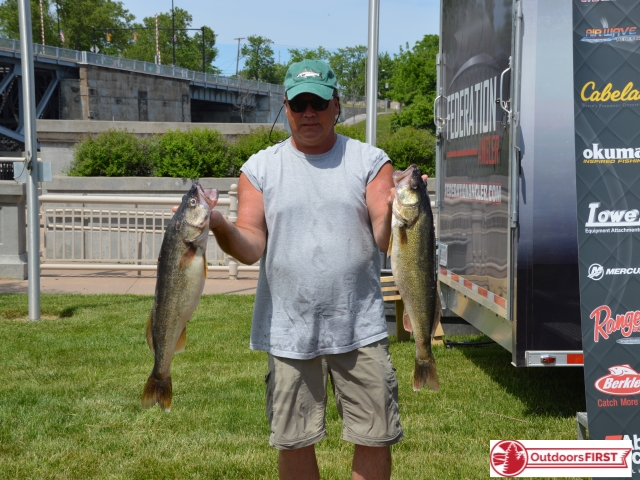 440D5EB6-EAF7-44F6-B947-D8E1A267D703