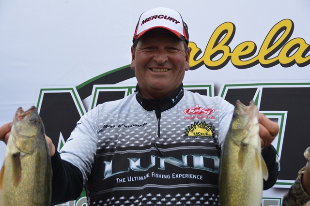 44206890-EBA6-4B71-8945-9951232ACD16