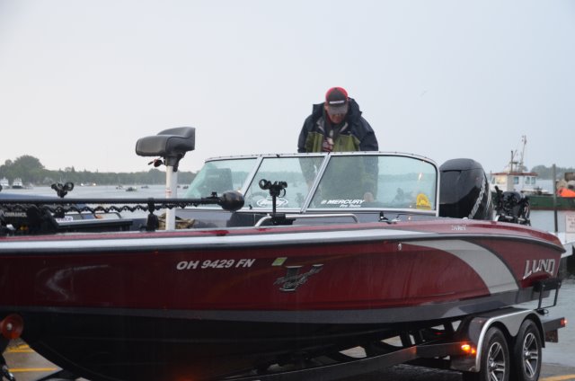 44305F22-24FC-4383-9253-170DFCB8D339