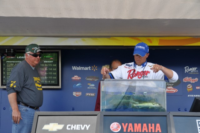 4481643E-A00A-4D67-B236-6646BB602F53