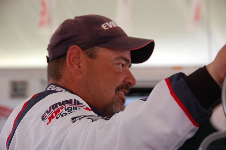 448640DE-A796-4C3B-AA86-150233919203