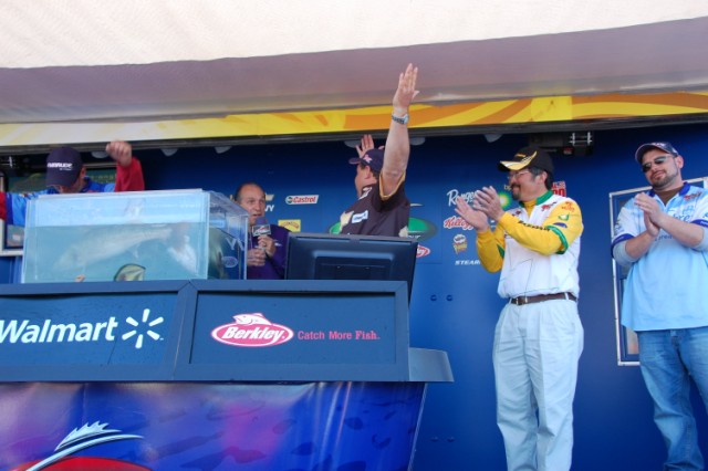 44CC4036-8949-44F5-BE0D-4E36CC901FD0