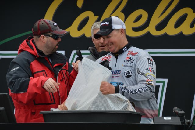 44DB3AB8-68C8-411E-82BC-C415680F16BF