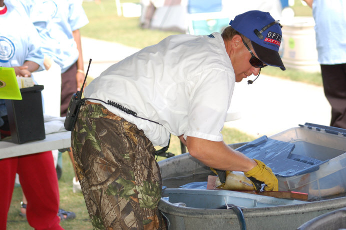 44E704F1-EEF1-4FF6-838A-AA5736338E5E