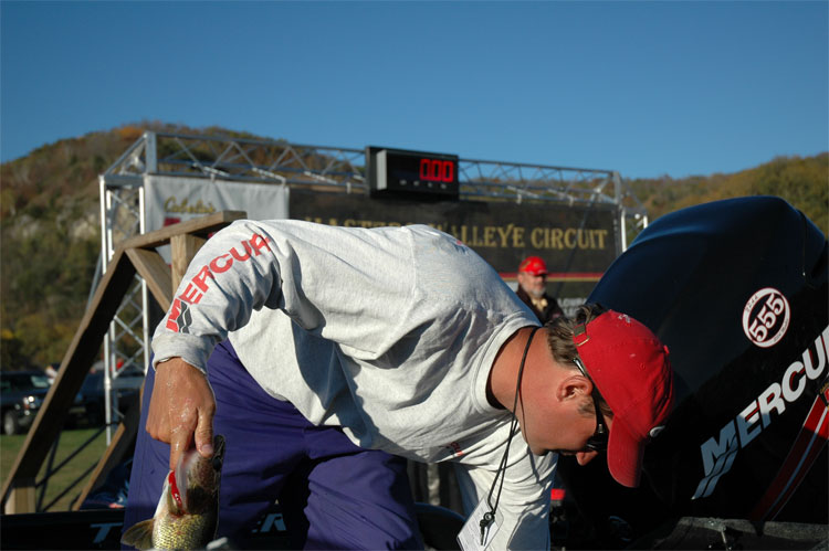 45248363-7FDD-4B63-9721-AE044B59ABFF