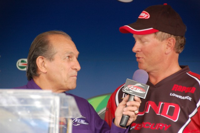 4527F9AD-46C8-4924-B7B8-41816474250E