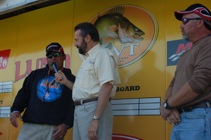 4537DA1B-D3A6-4C1A-A9A0-8D15A259036B